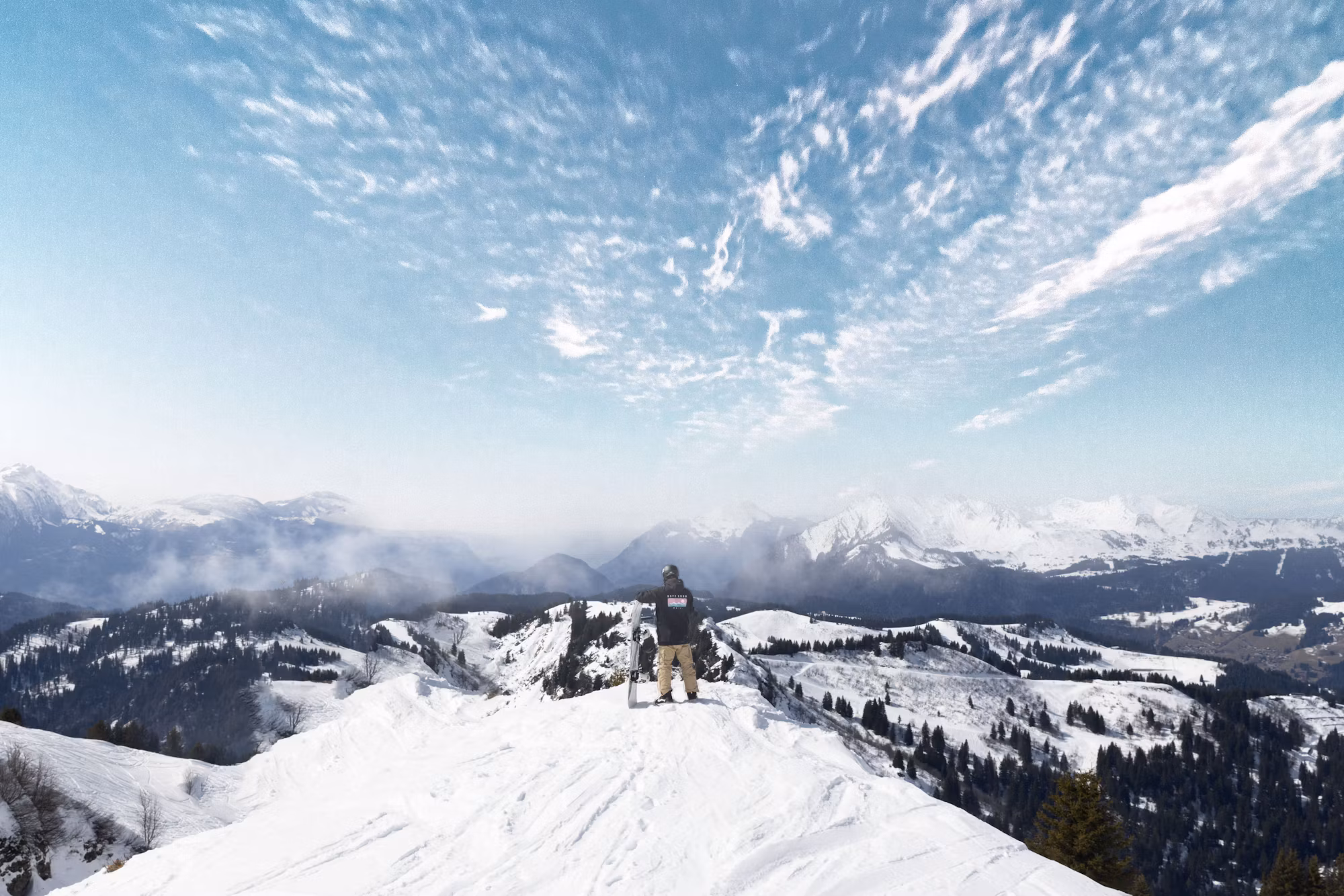 Exploring the Thrills of Snowboarding: A Guide for Enthusiasts